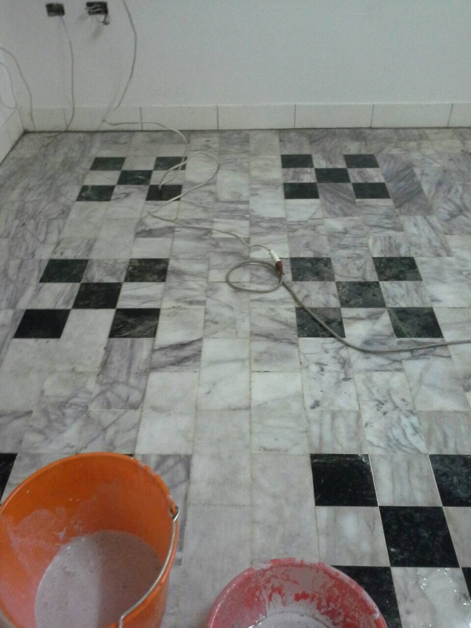 大理石清潔打蠟中