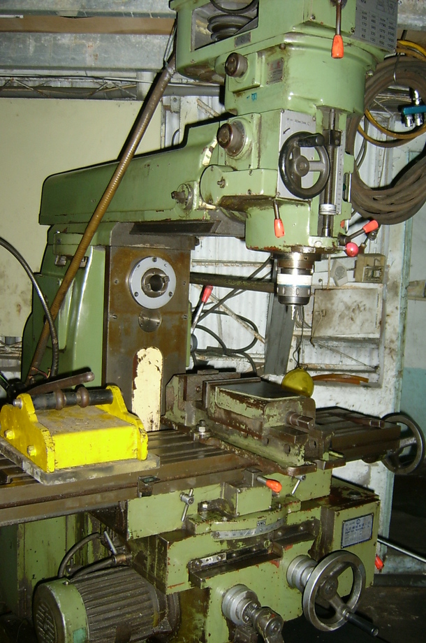 立臥銑床一番八