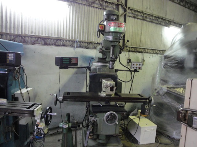 中貿铣床一番八-3