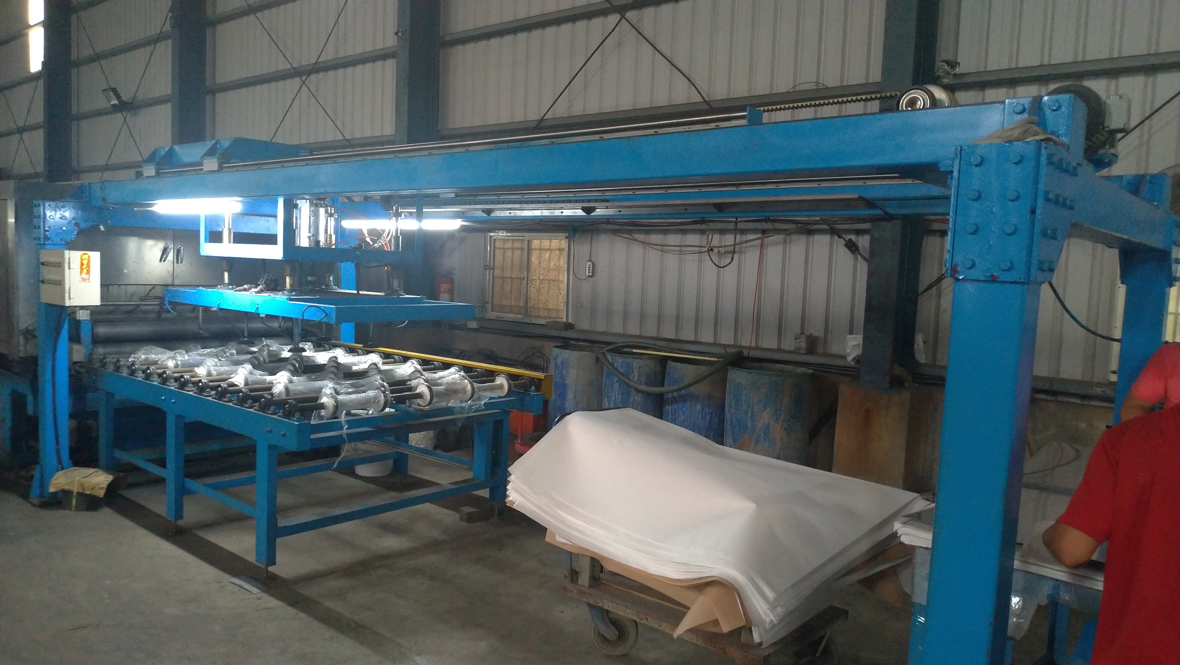 鋼板出料移載設備