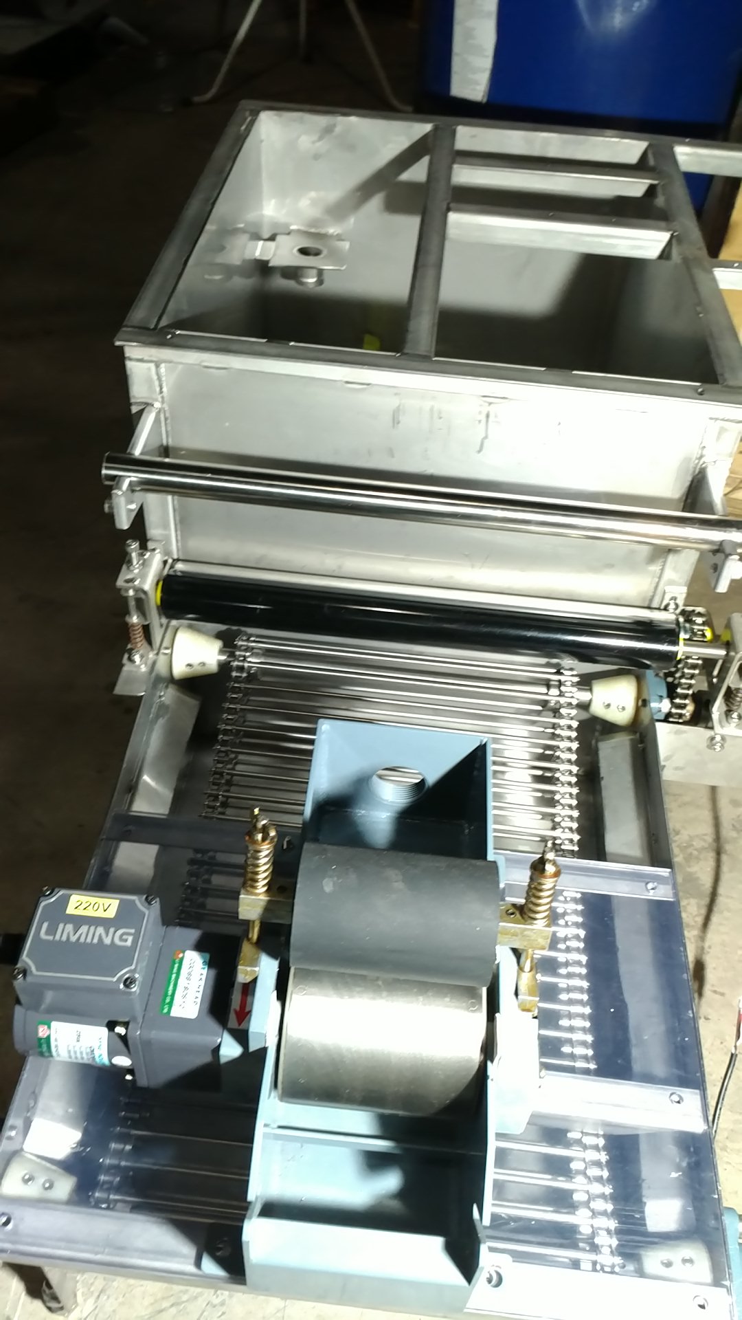 鋼板研磨機水循環過濾系統