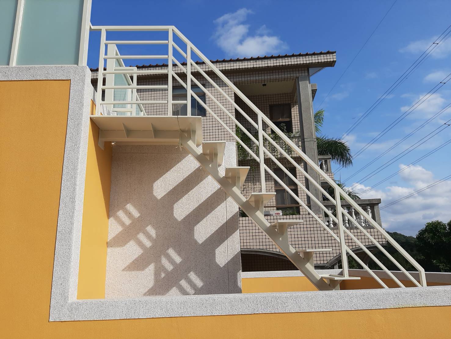 全嘉春門窗五金