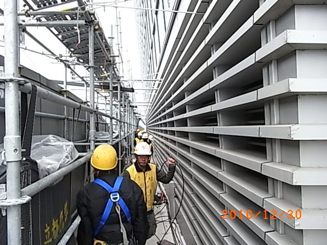 394401_176205495814890_1856390747_n