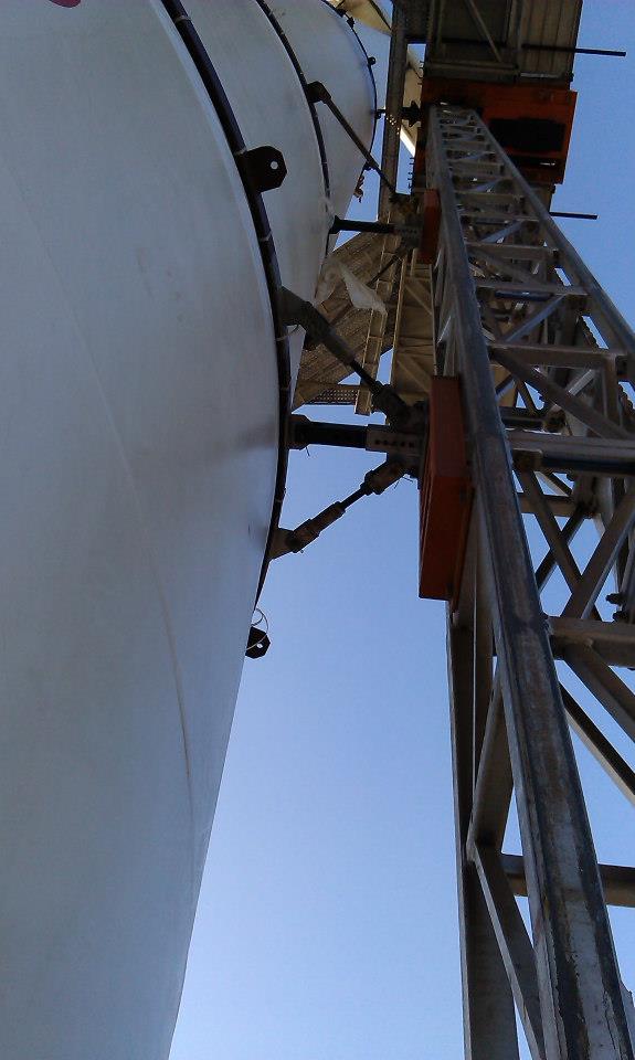 375861_293413104094128_1113333531_n