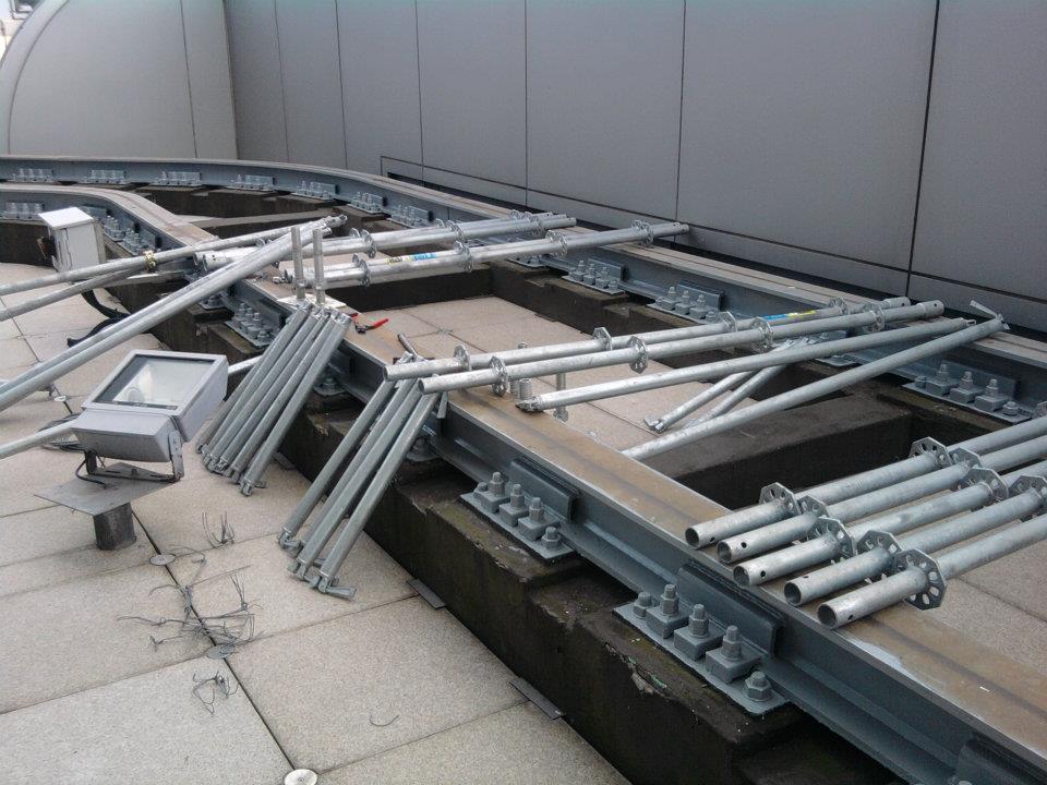 389810_176206745814765_1785087910_n