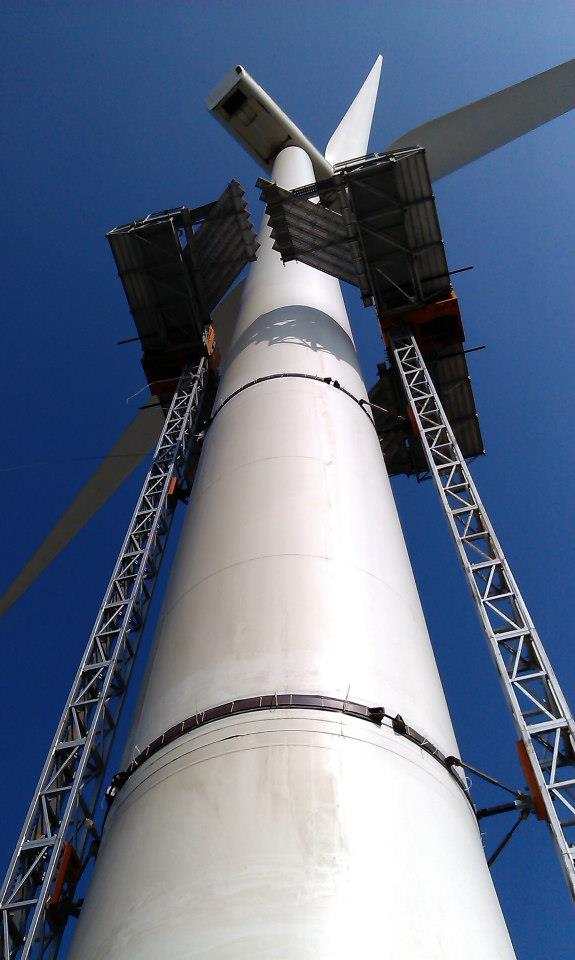 61164_293412900760815_1288905909_n