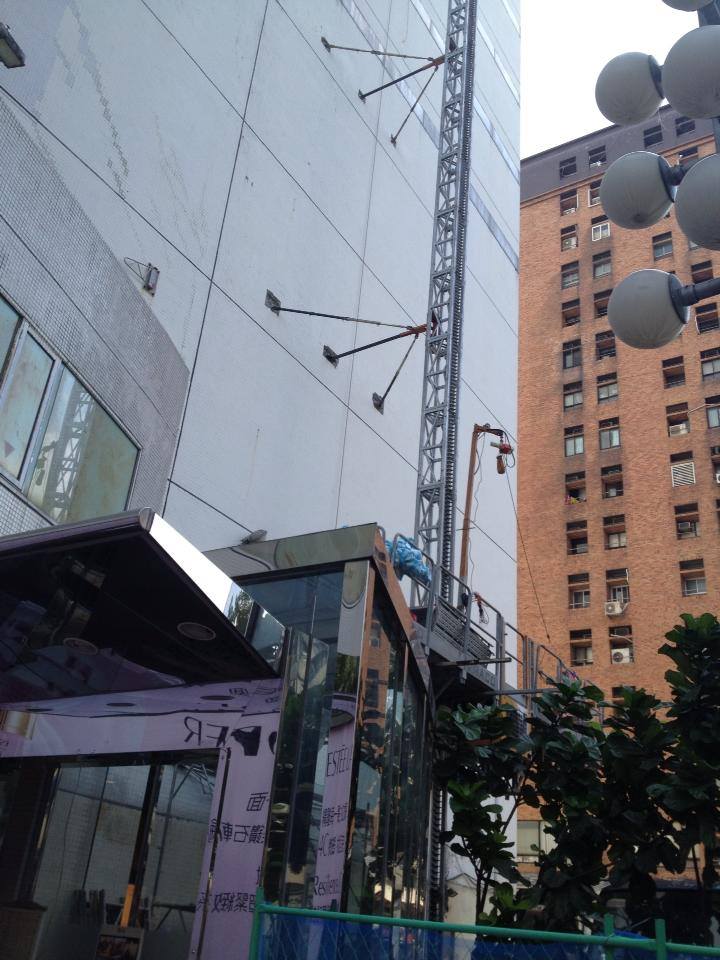 1392436_419781104790660_588882381_n