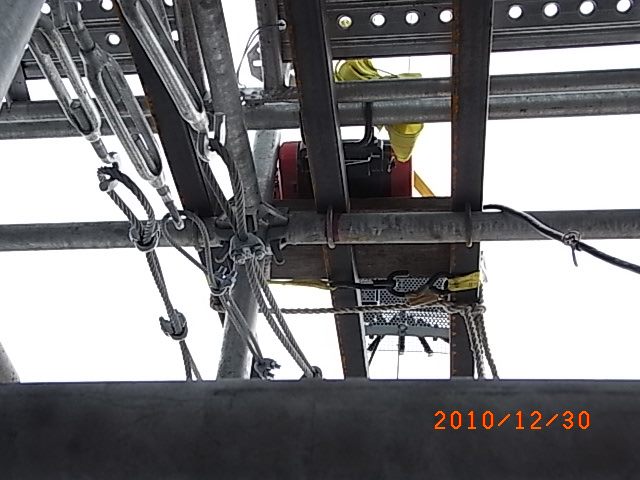 393417_176205459148227_2047280696_n