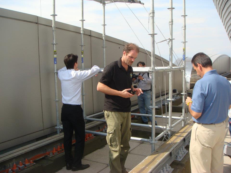 379005_176204785814961_548423004_n