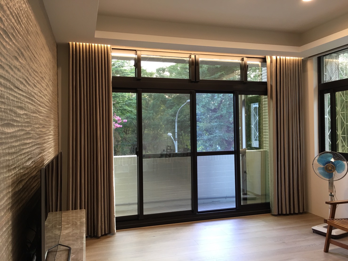 屏東窗簾-蛇型簾