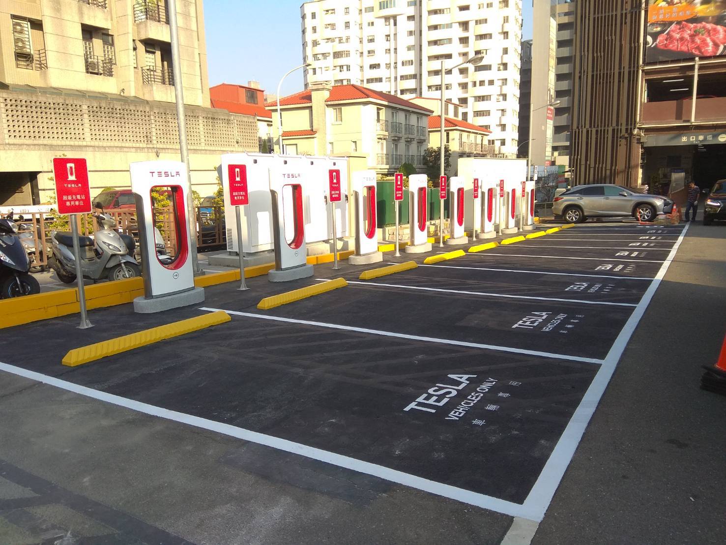 台中特斯拉充電站設置