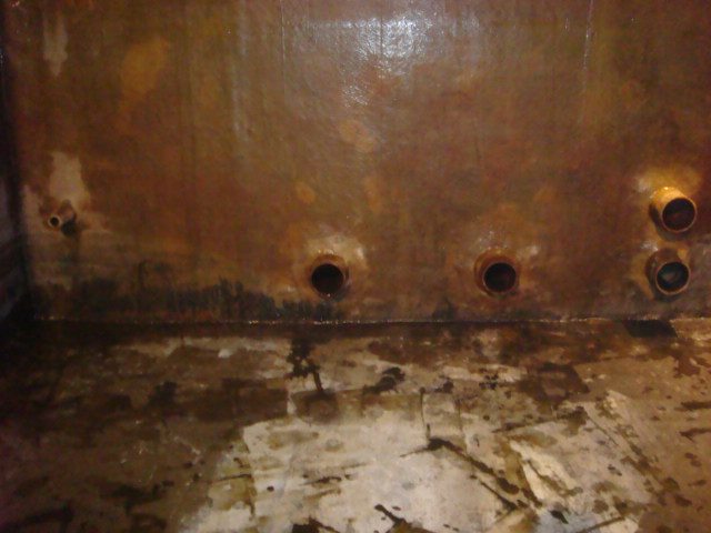 疏通水管施工中