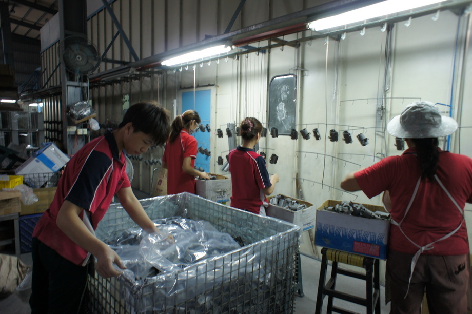 7.成品檢視下料~~智冠企業有限公司