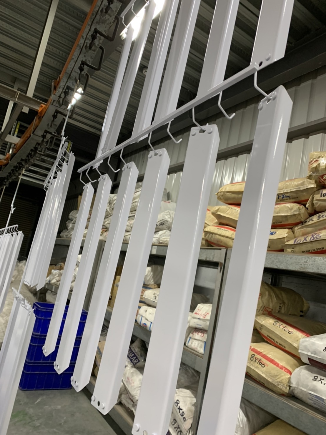 免螺絲角鋼展示架