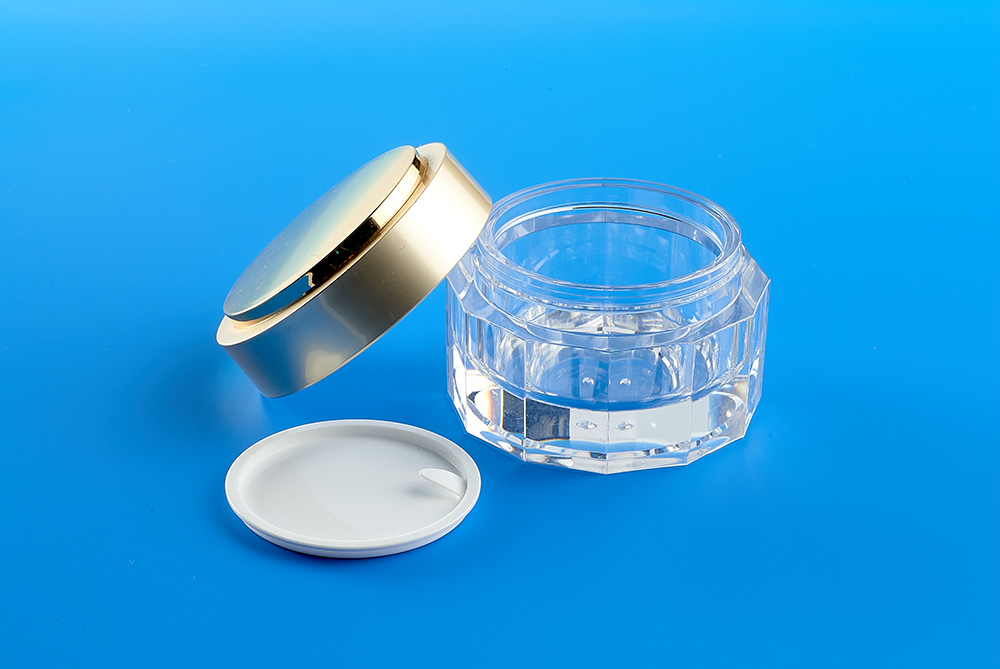 塑膠家用品零件、射出成型組裝