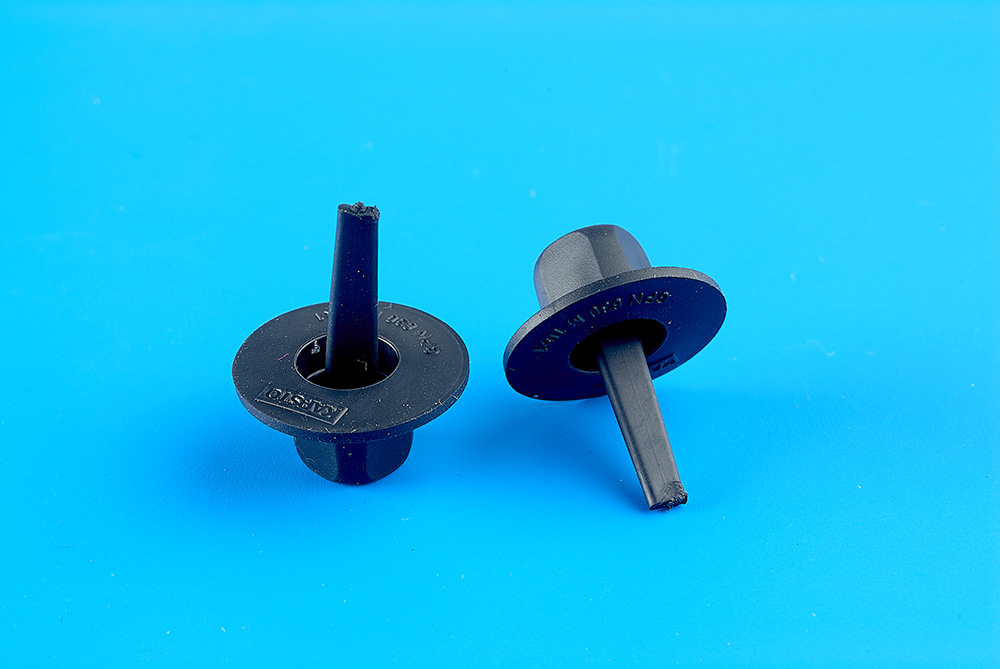 塑膠零件、射出成型組裝