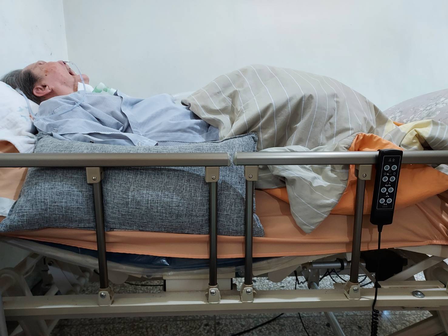 佳慈看護-24小時照護