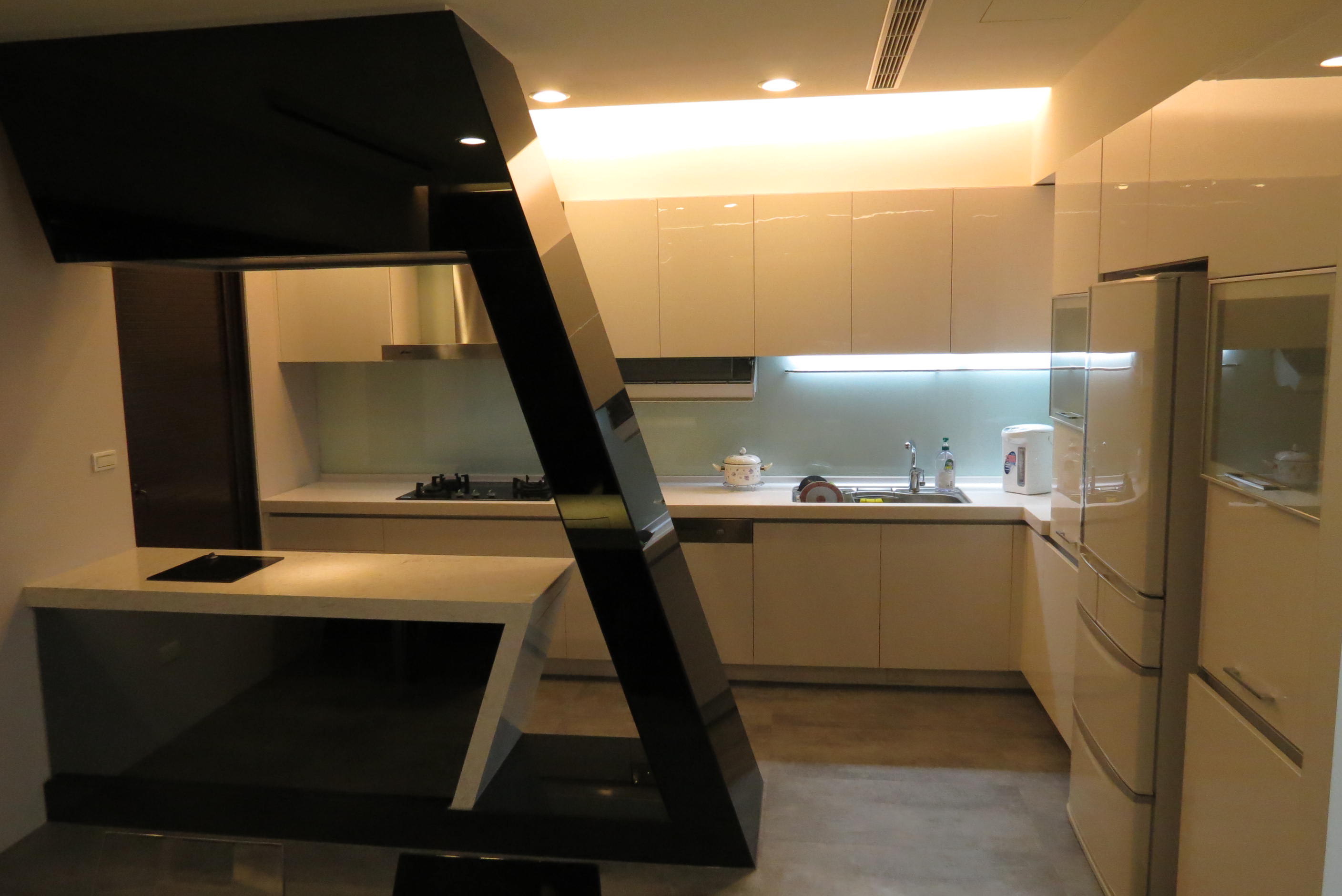 新煮義廚具櫥櫃