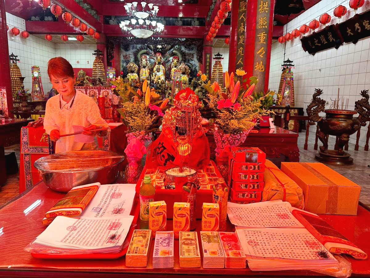 本宮同源三芝北海聖雲宮今日普渡眾生食物佈施