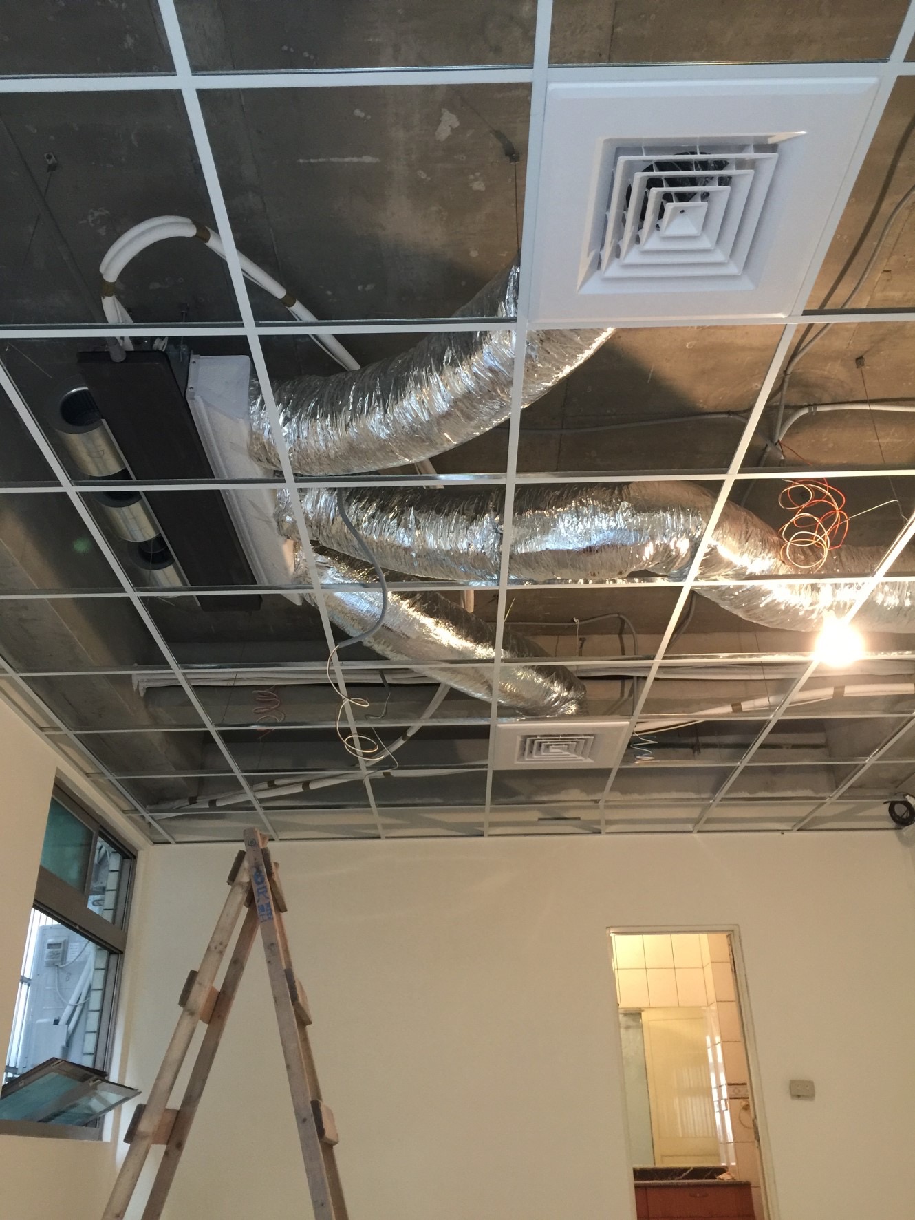 世豐-專業冷氣安裝、維修