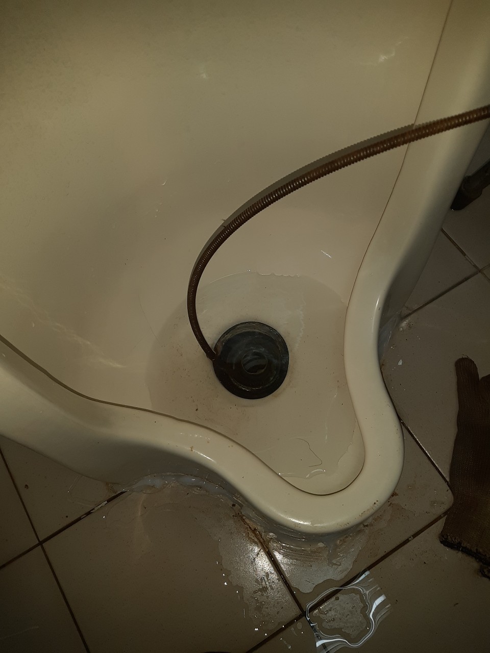 台中中區通小便斗,中區通小便斗