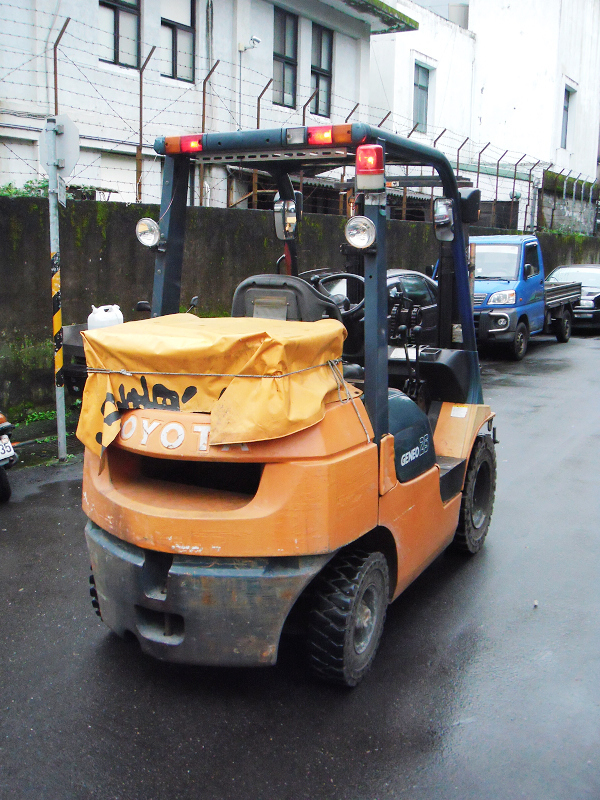 力大號堆高機出租