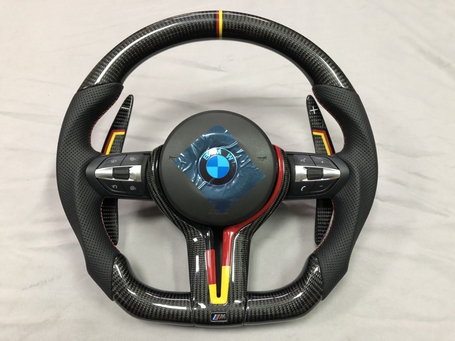 競技型M5(德國三色限定版)(1)