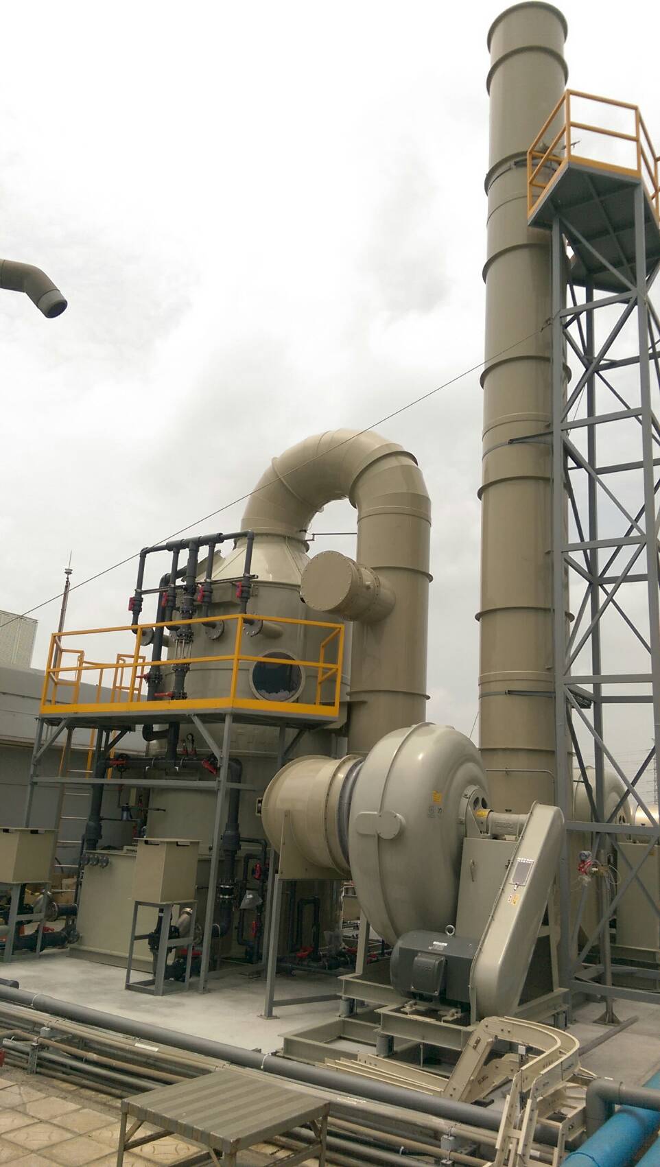 FRP立式洗滌塔.5