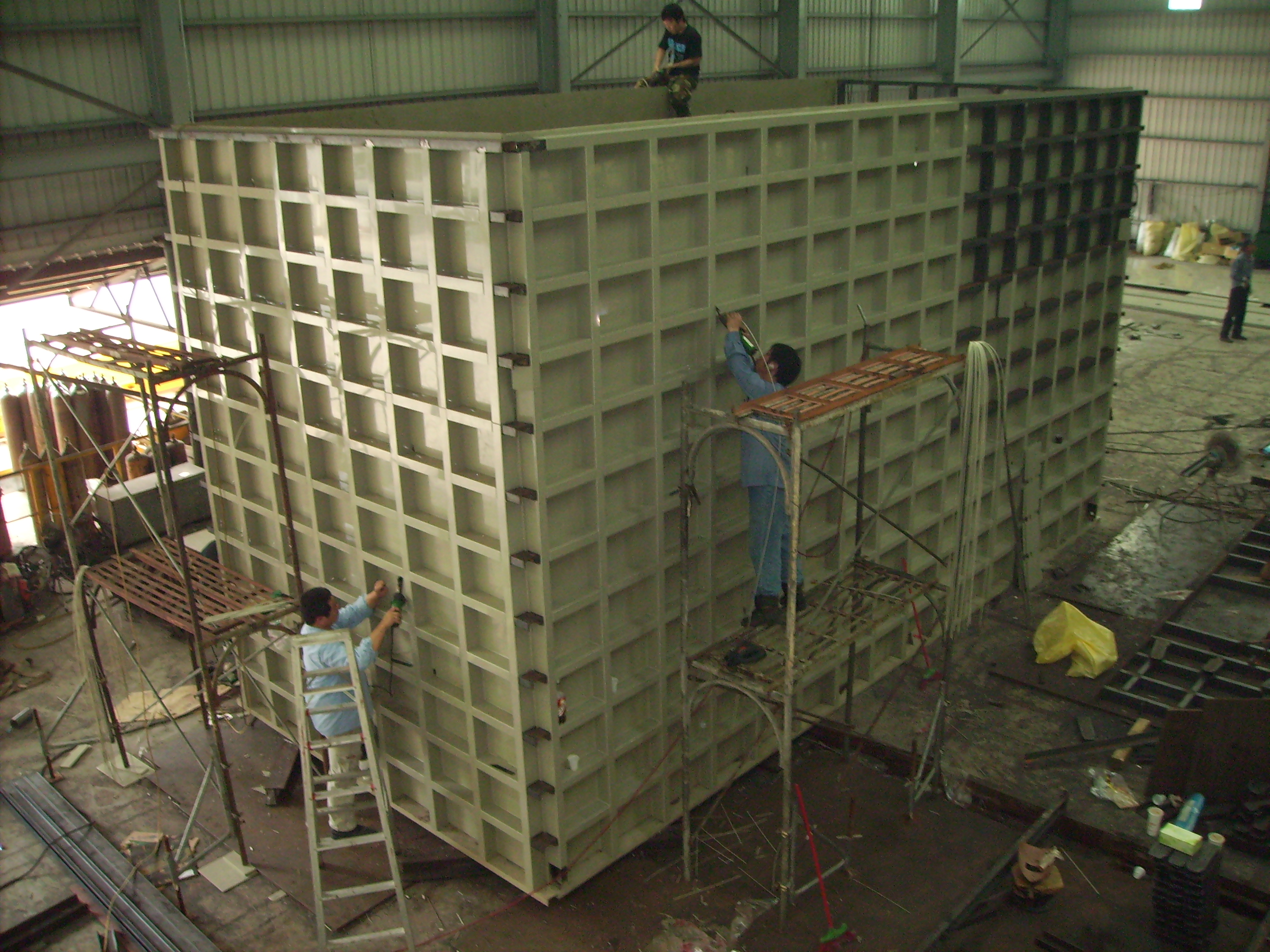 益通電子廢水桶槽