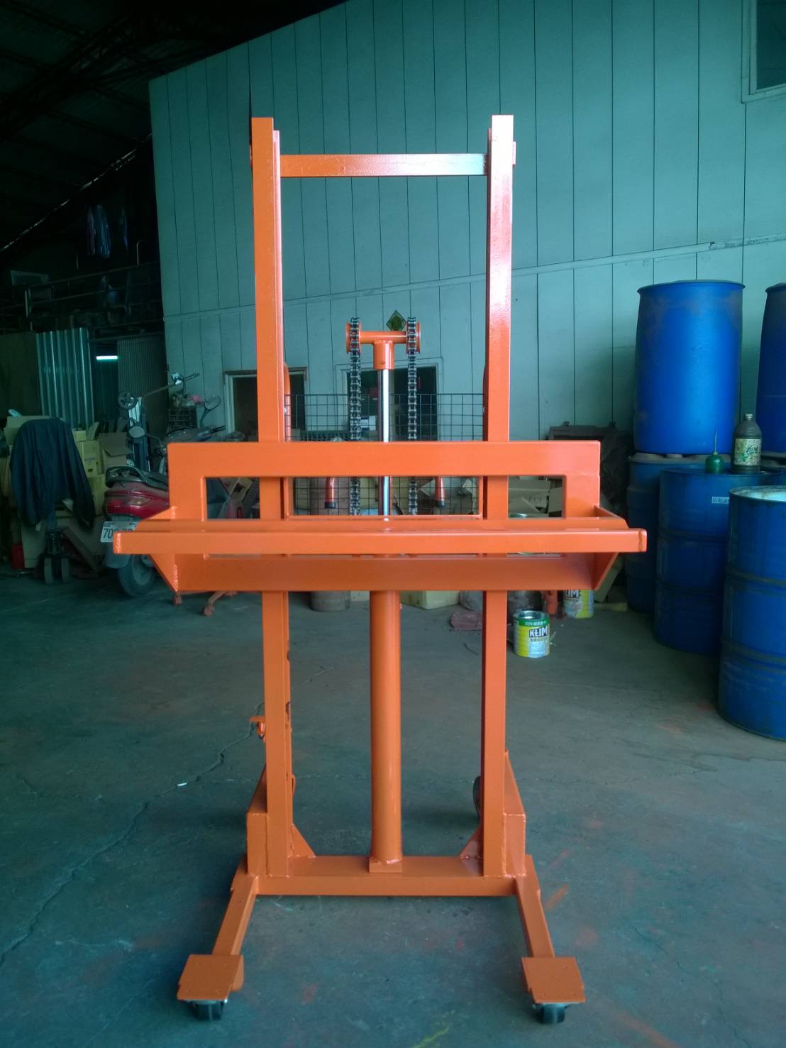 特殊堆高機(二)