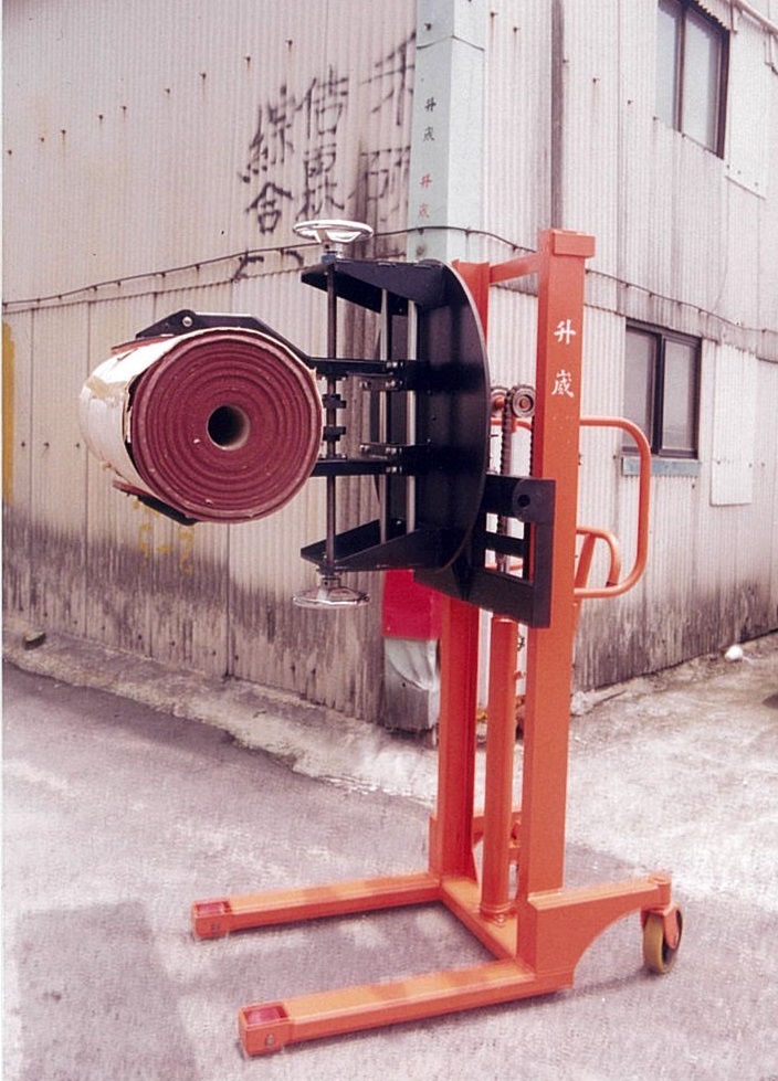 夾持捲筒堆高機