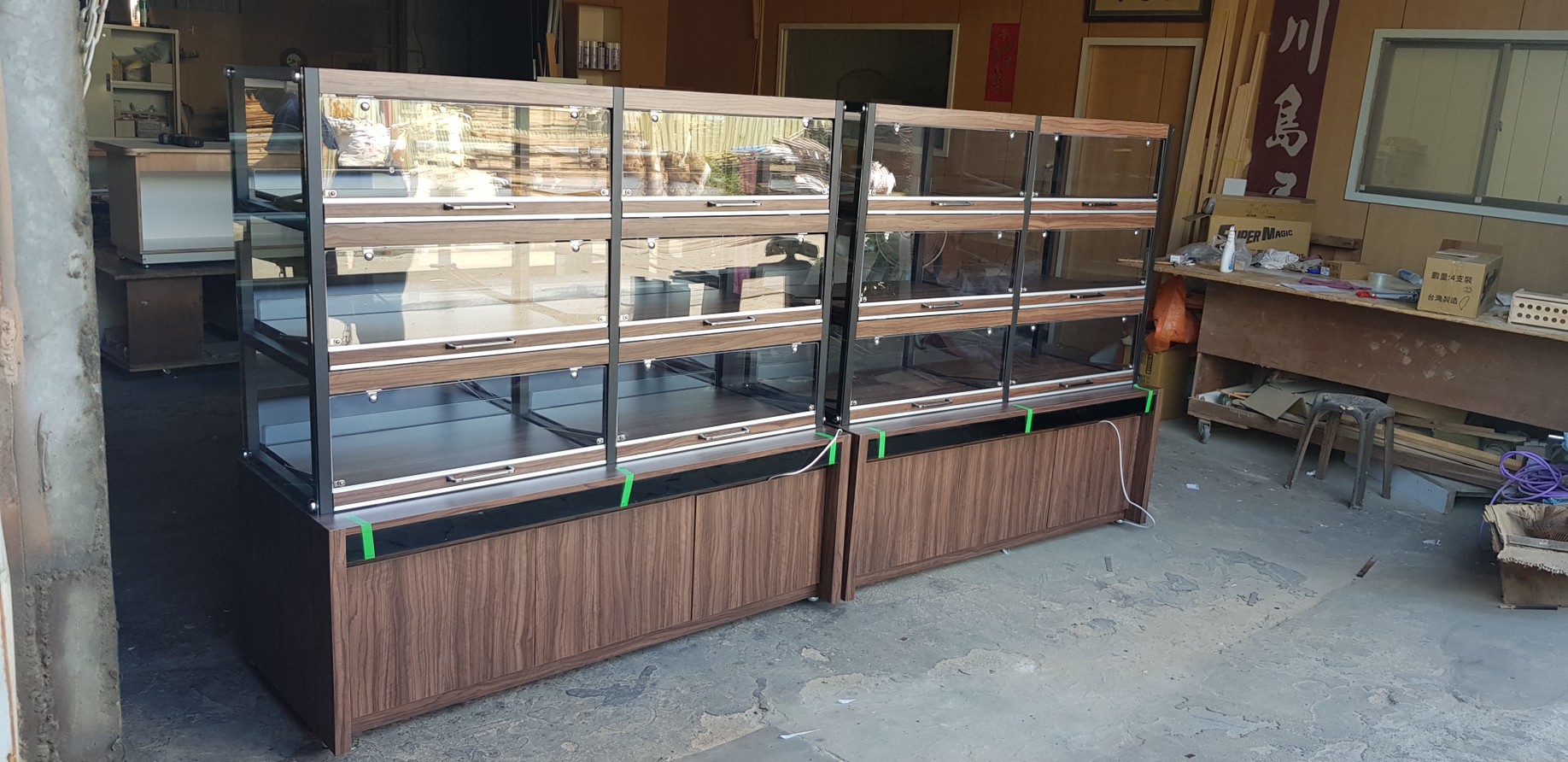 抽屜式玻璃櫃A-1