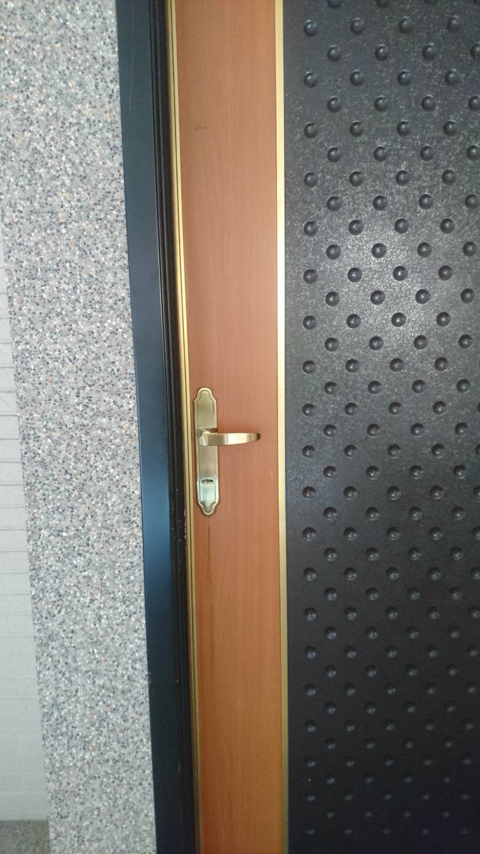 連體水平鎖更新