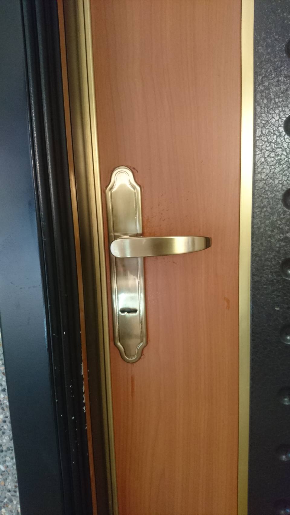 連體水平鎖更新