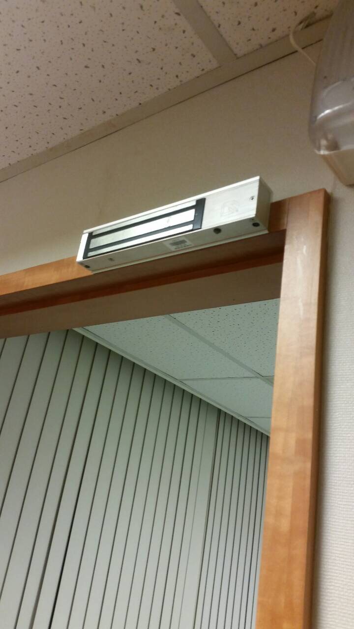 磁力鎖安裝實例