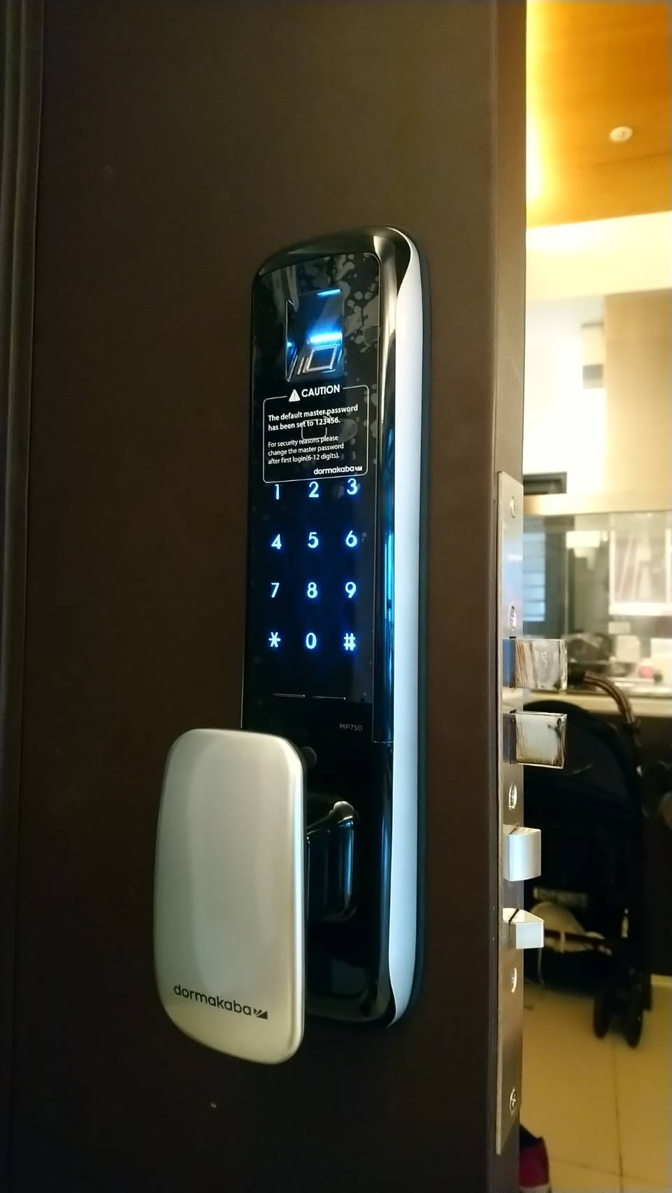 Dormakaba750六合一智慧電子鎖安裝實例