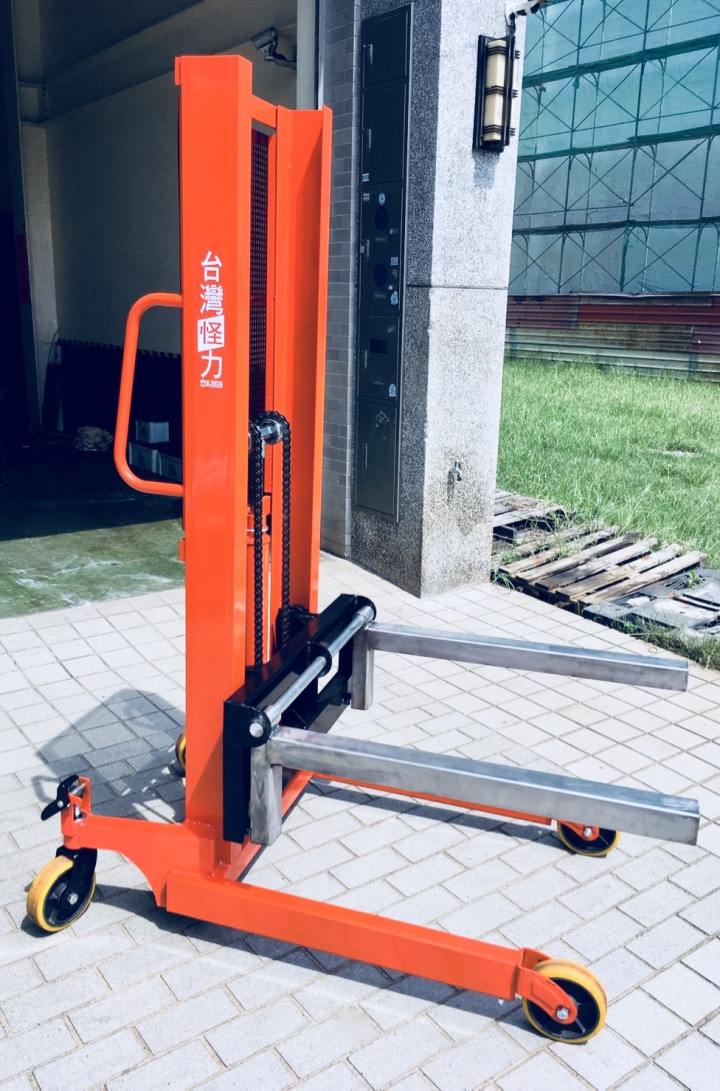 特規腳踏式白鐵牙叉堆高機2