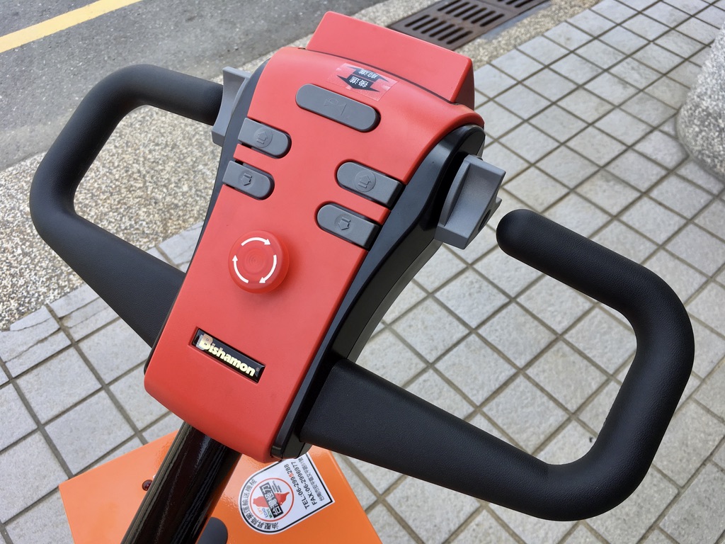 越野電動升降台車7