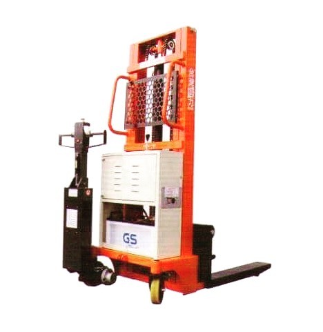 自走式堆高機