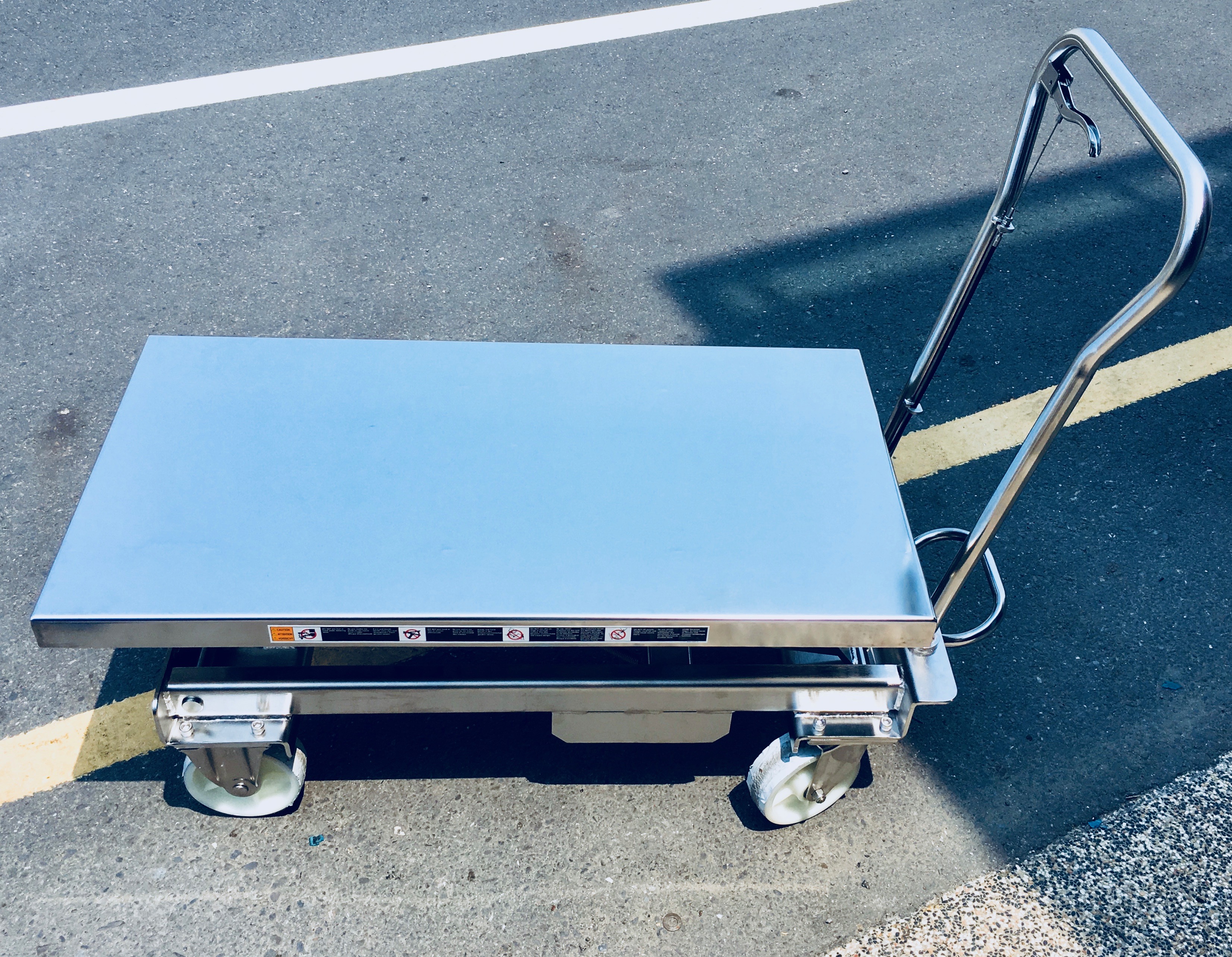 不鏽鋼白鐵升降台車