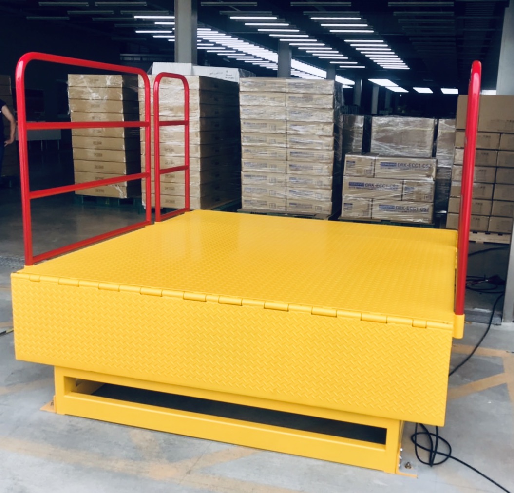 升降平台＋欄杆＋舌板