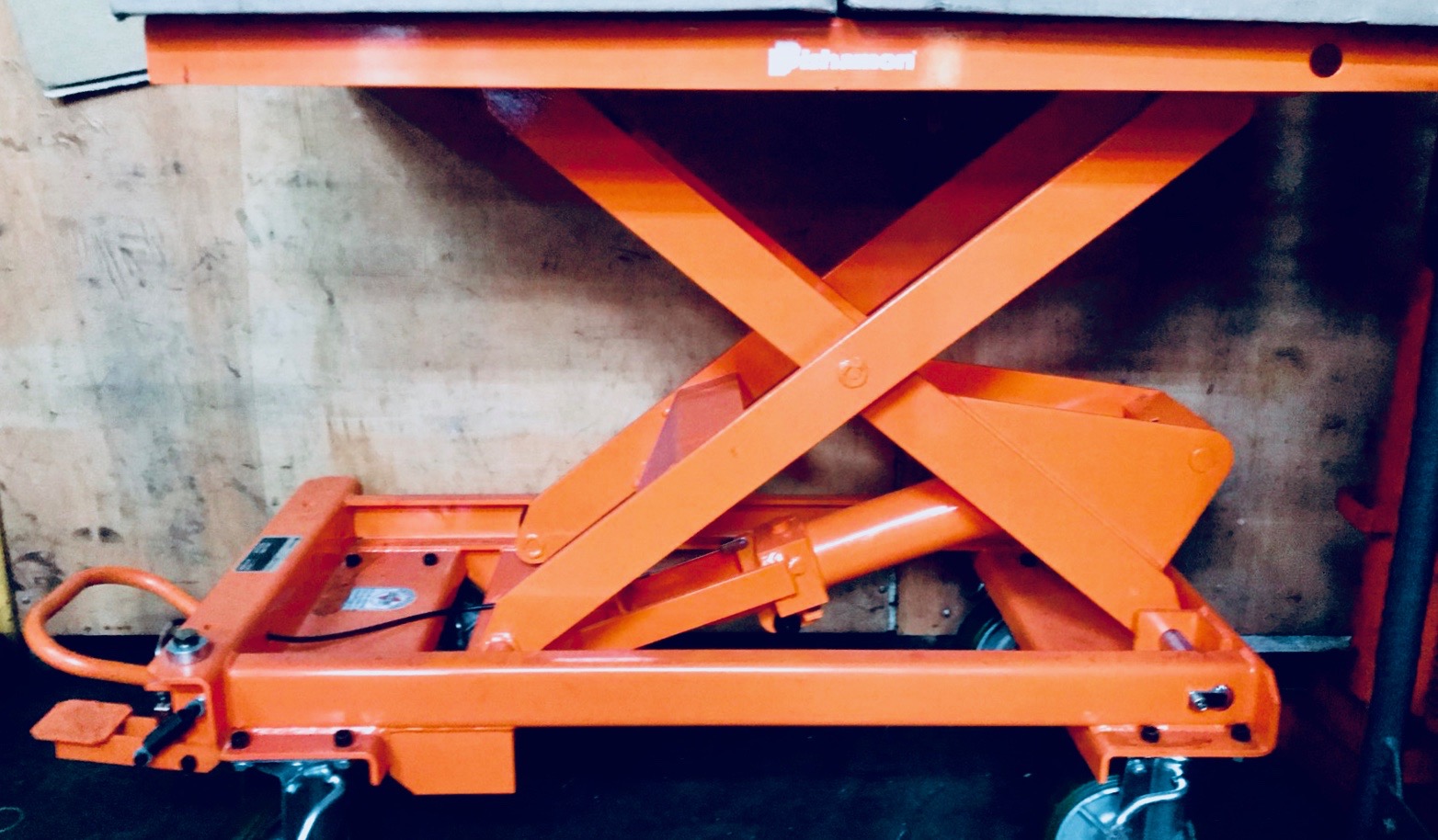 無把手升降台車（腳踏上升/腳踏下降/四輪活動)