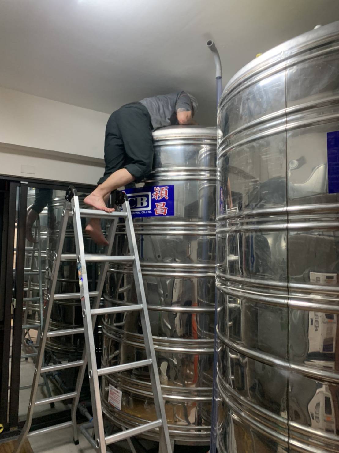 洗水塔、清洗水管、熱水器管路清洗