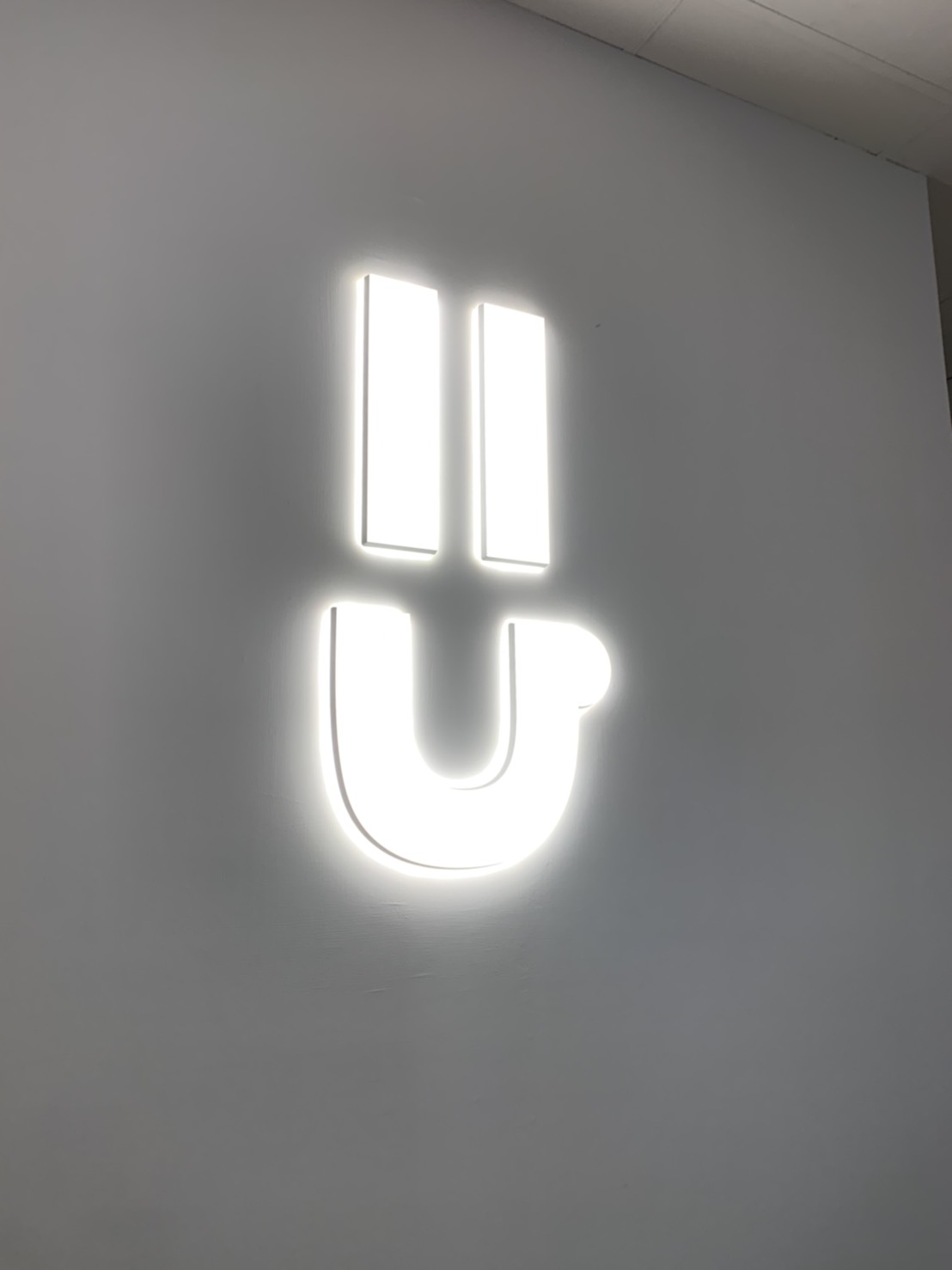 鉑司咖啡廣告招牌設計實際案例