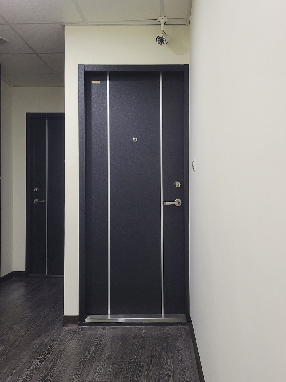 大鑅精品門-套房案場