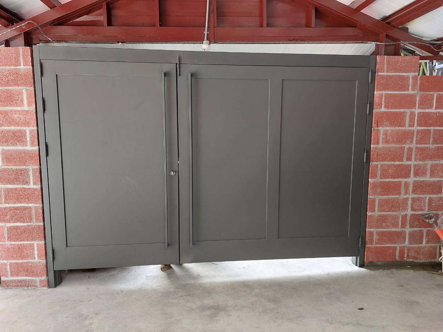 1樓圍牆玄關門更換3.施工後