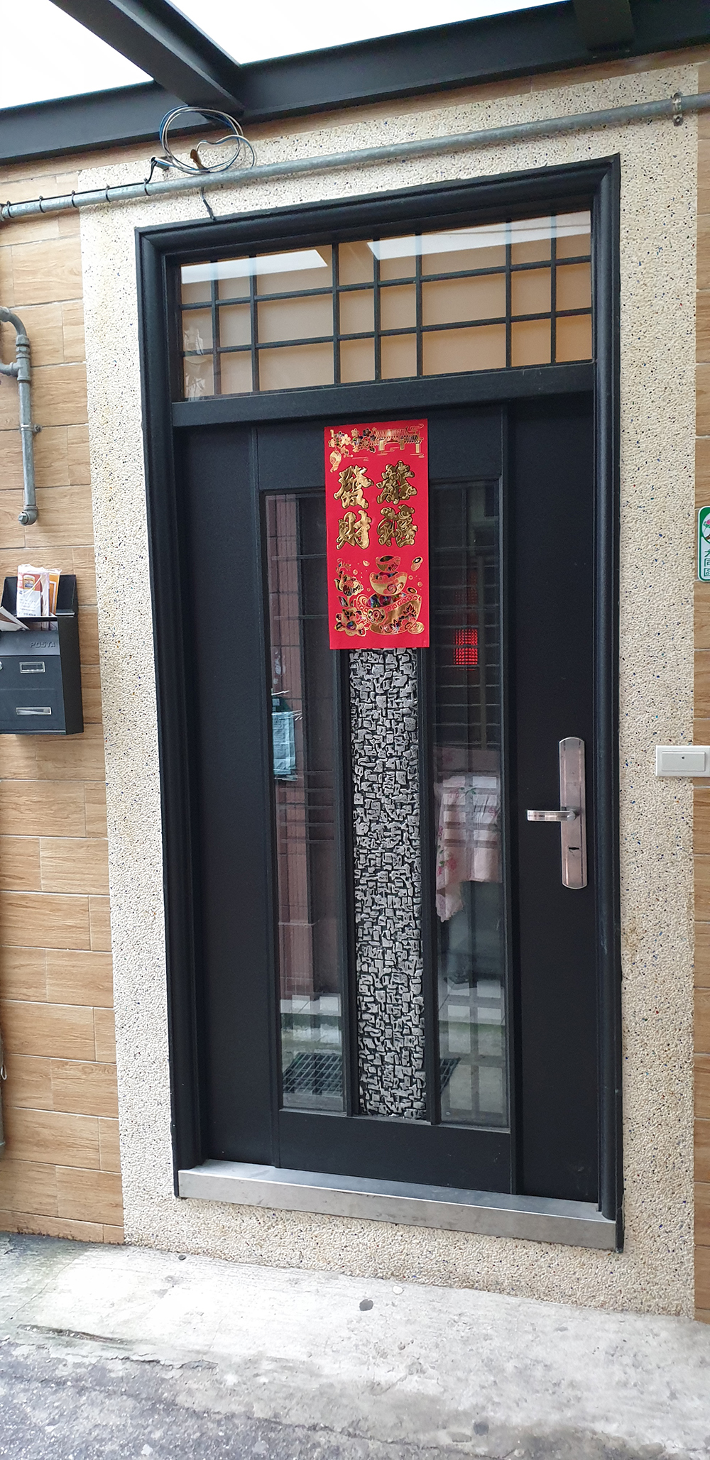 大鑅精品門-鑄鋁開天門中門單玄關