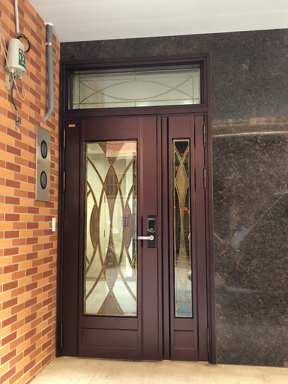 大鑅精品門-子母開天鑄鋁雙玄關門組