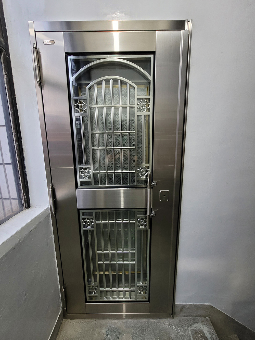 大鑅精品門-304白鐵不銹鋼雙玄關門組