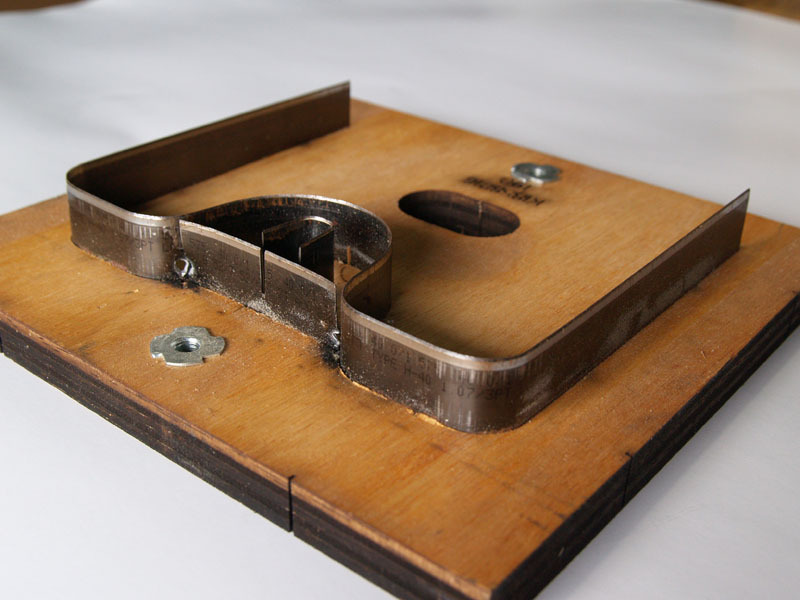 脫姆遜刀模、沖模